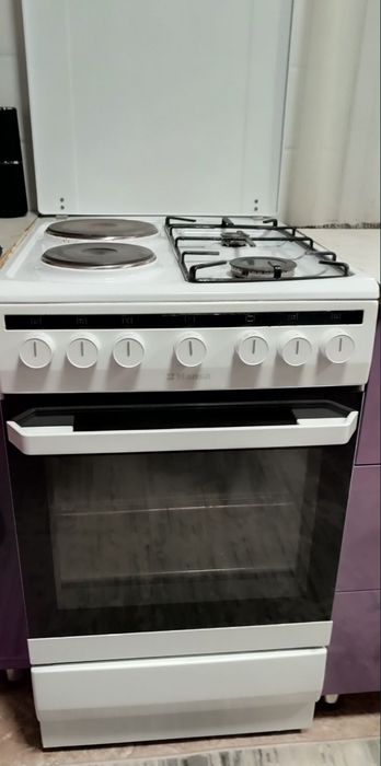 Продам кухонную плиту