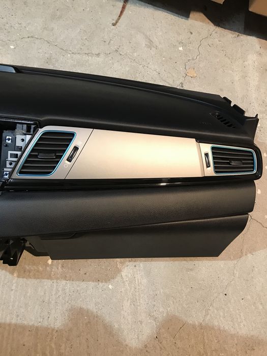Plansa bord kia niro