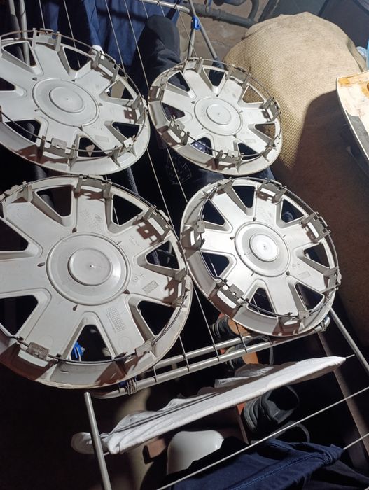 Продам колпаки на 13