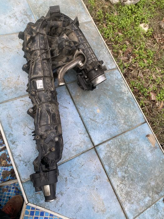 Всмукателен колектор BMW N57D30A/ БМВ Н57Д30А 245hp.  БМВ е90,E90,91