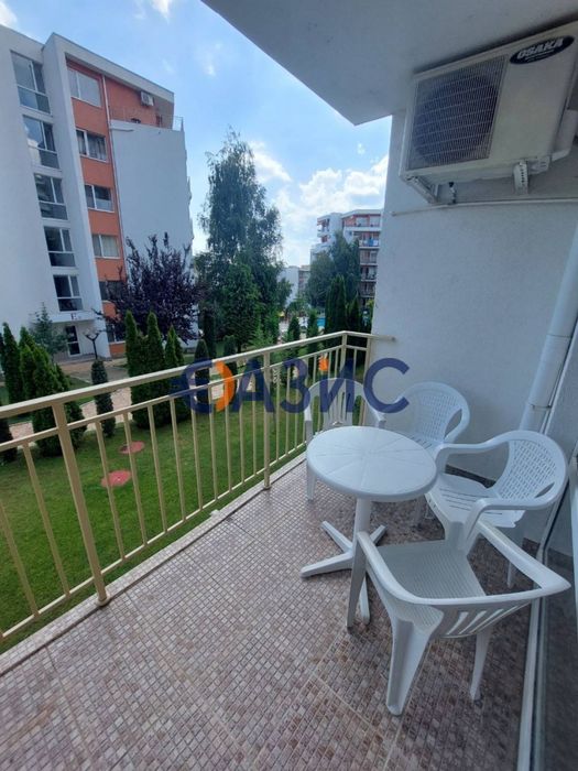 # 33455054 Трехстаен апартамент в Комплекс Краун Форт Клуб, Свети Влас