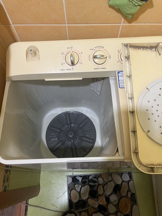 Продам стиральную машину полуавтомат