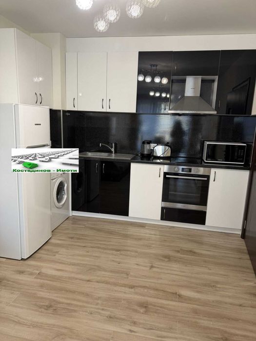 Дава се под наем Двустаен апартамент в Пловдив, Младежки Хълм - 50 кв.м за 548.25 € - Снимка #1