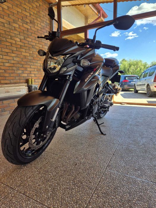 Suzuki GSX-S 750