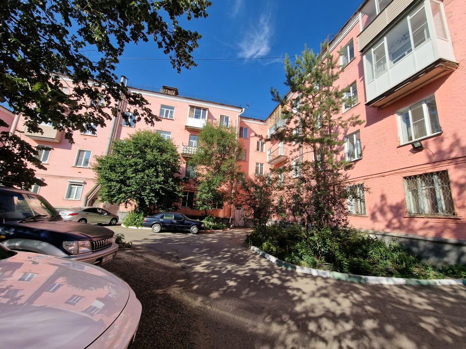 3-комнатная квартира · 80 м² · 2/4 этаж, пр. Назарбаева 53