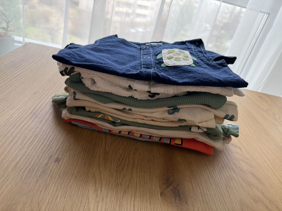 Бебешки къси костюмчета