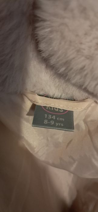 Hanorac/ jacheta blana artificiala fete 8-9 ani cu gluga, captusita