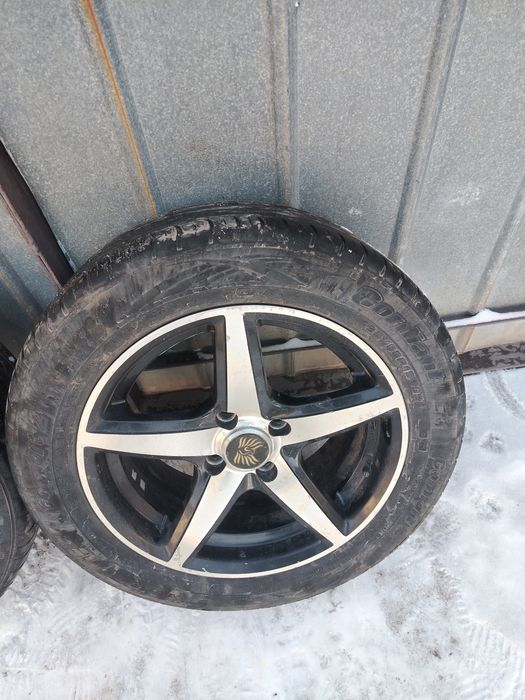 Комплект резины с дисками