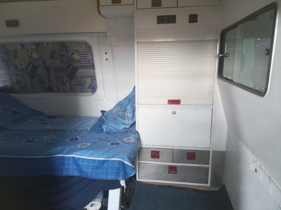 VW T5 2.5 diesel, inaltat, camper minimal 2 locuri, AC, schimb cu rulota