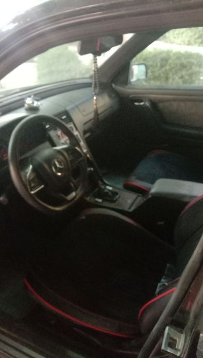 Продется Мерседес 180с