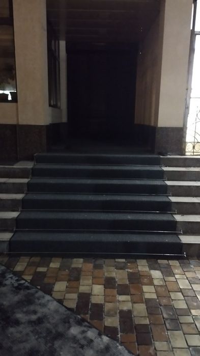 Установка держатель для ковров качественная работа по городу Ташкент