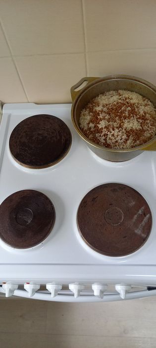 Продам плиту электрическую