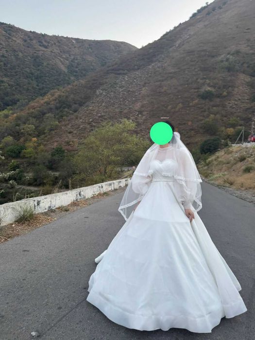 Продам Свадебное Платье в стиле принцессы