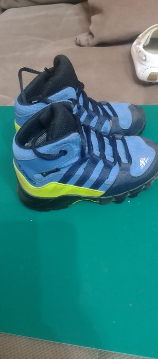 Маратонки Adidas terrex