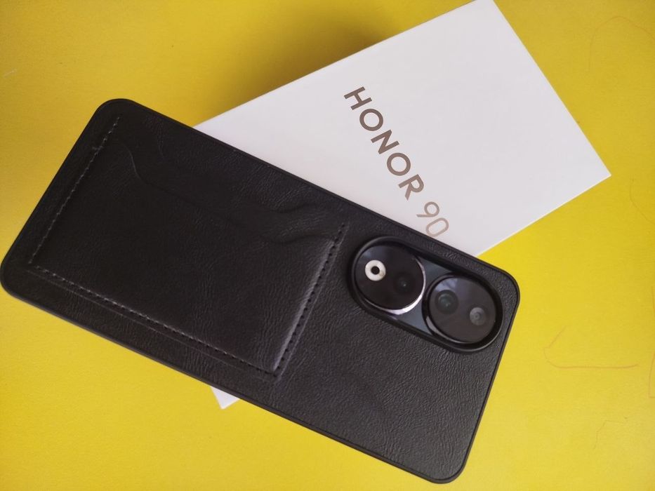 Обмен Honor 90 8/256gb