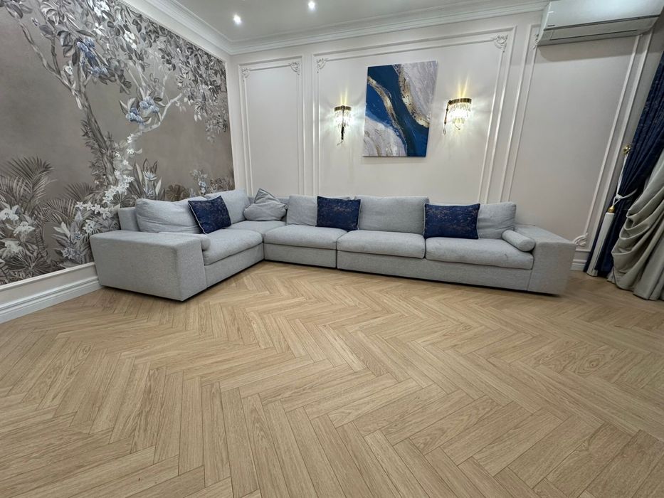 Диван 4 метровый,