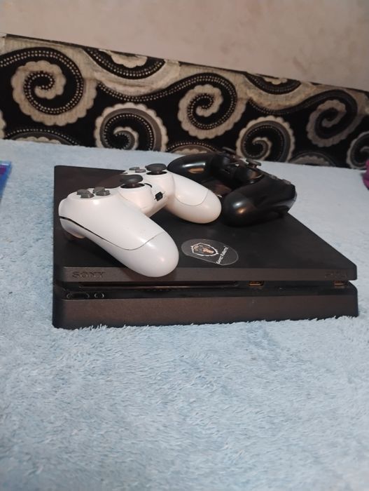 Play station 4, folosit putin