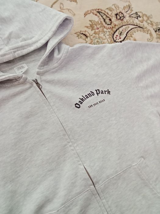 Продам худи Zara оригинал