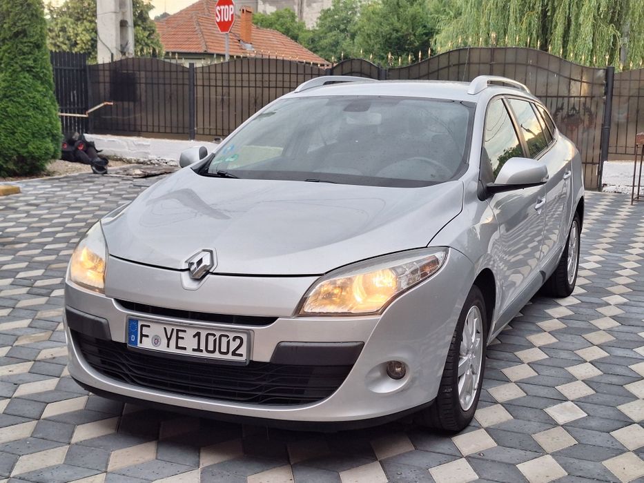 RENAULT Megane 2011 — imagine 2