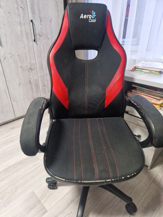 Продам офисное.компьтерное  кресло