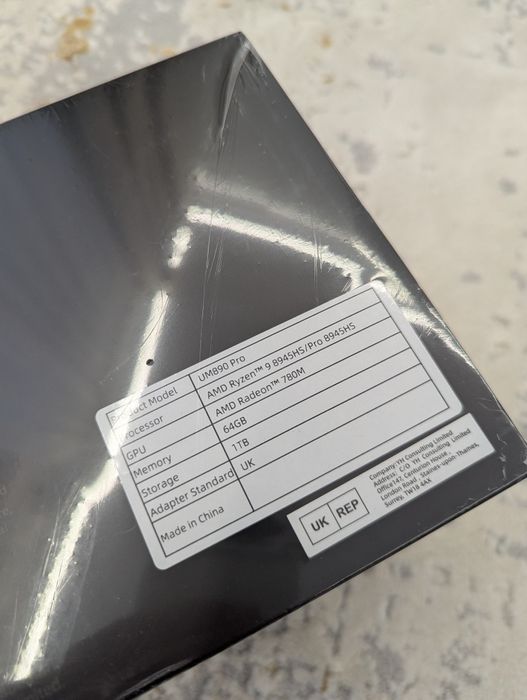 Mini-PC Minisforum UM890 Pro Ryzen 9 64GB Ram DDR5 1TB -Sigilat-