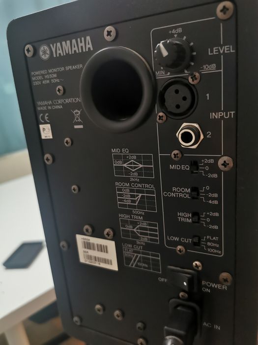 Monitoare de studio yamaha hs 50m cu stative