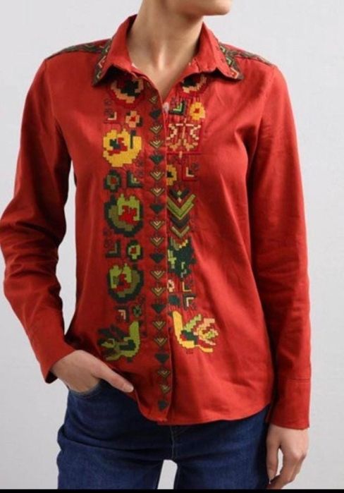 Cămașă cu broderie