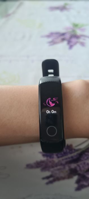 Смарт гривна Honor Band 4