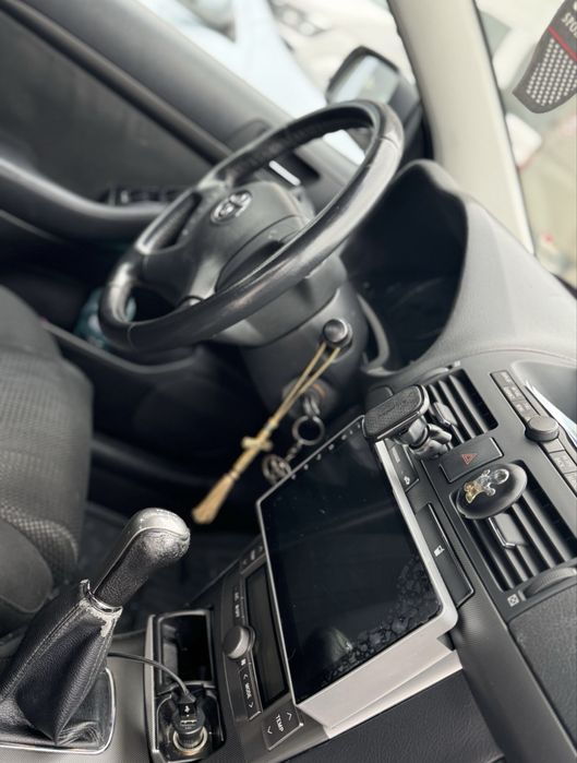 Vand Toyota Avensis 1.9 2005