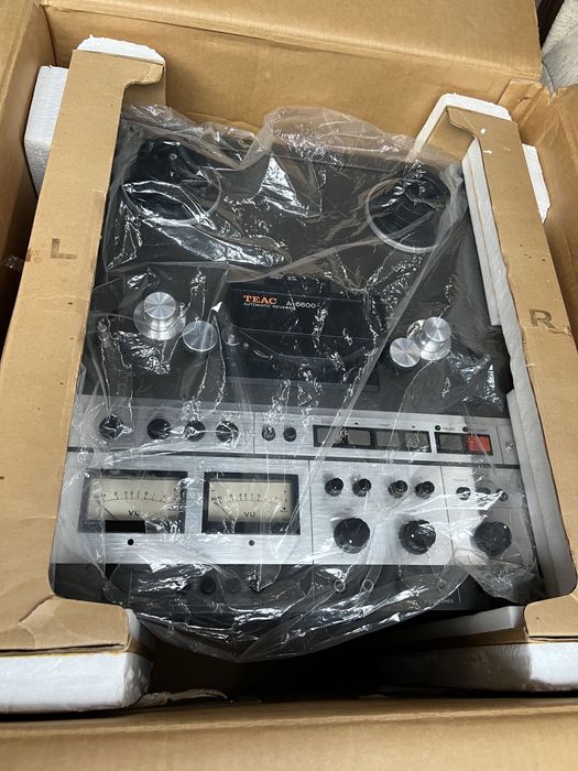 Продам Akai gx77