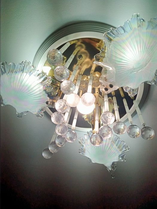 Люстра , люстра.