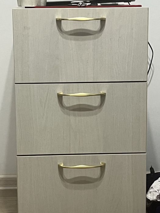 Стол для компьютера