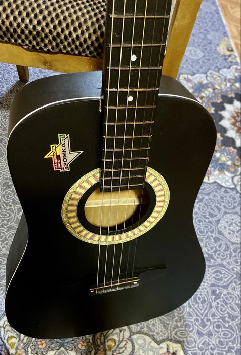 Yahshi gitara olaman deganlar uchun