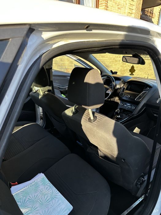 De vanzare ford focus 1,6 tdci , start - stop system