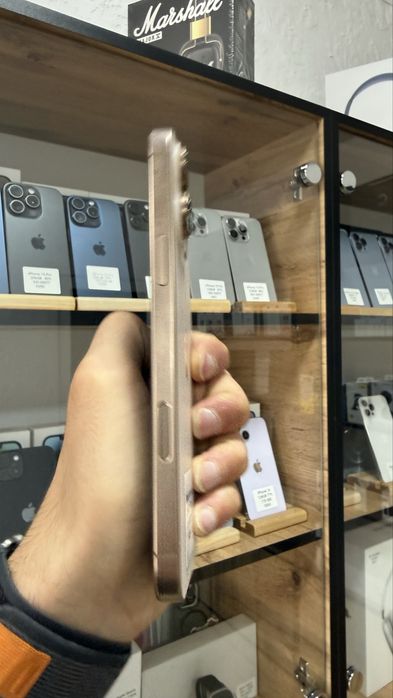 iPhone 16 Pro Max