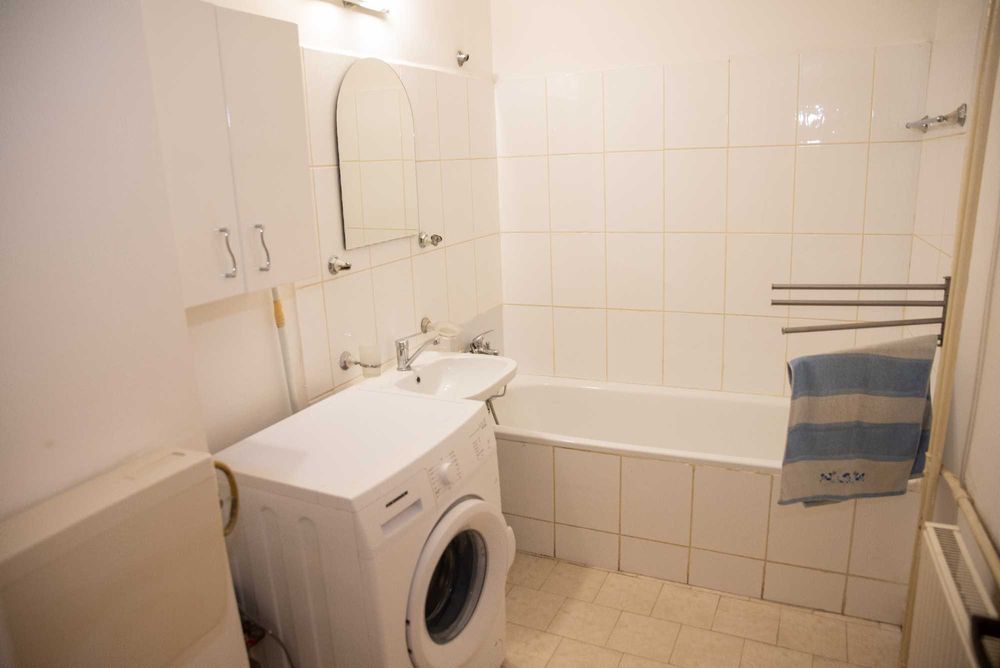 Proprietar ofer spre închiriere  garsonieră Colentina