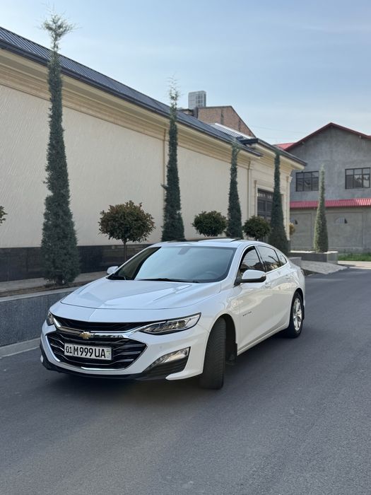 Chevrolet Malibu 2022 — 2