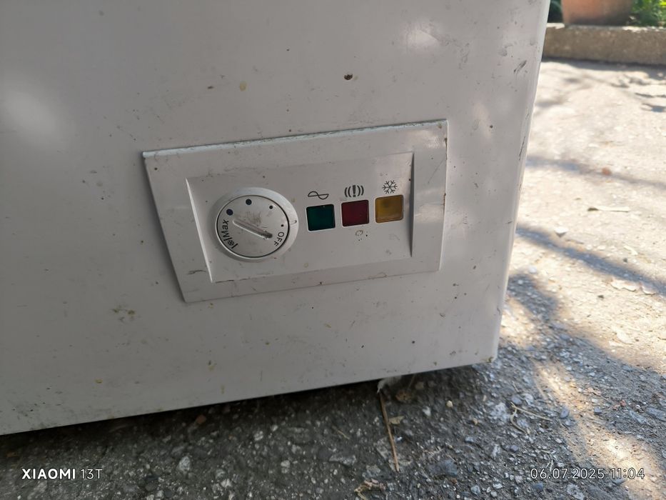 Продавам фризер БЕКО