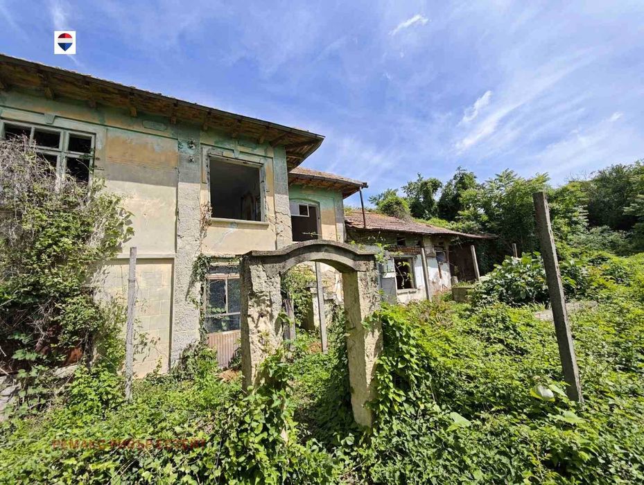 Продава се Къща в Борово - 257 кв.м за 58 €/кв.м - Снимка #6