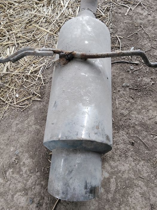 Продам глушитель