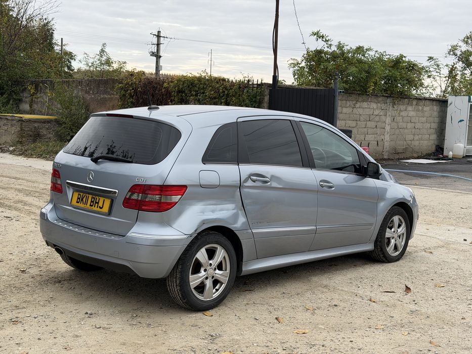 MERCEDES-BENZ B-Class 2011 — imagine 5