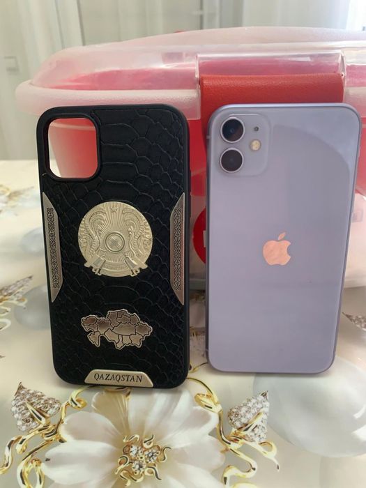 Продам Айфон 11 состояние отличное