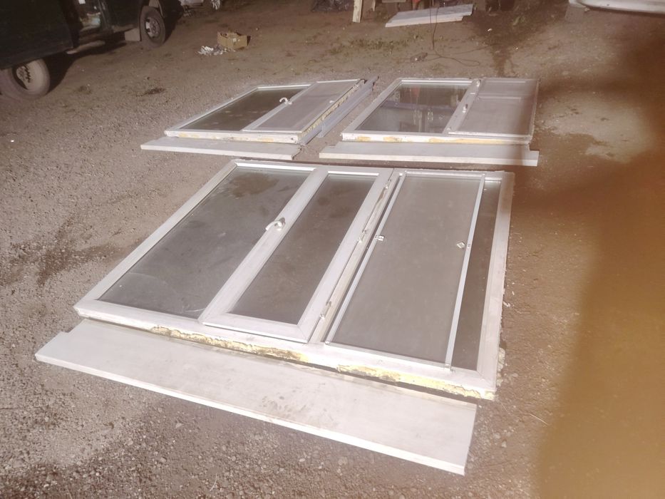 Пластик терезе сатылады