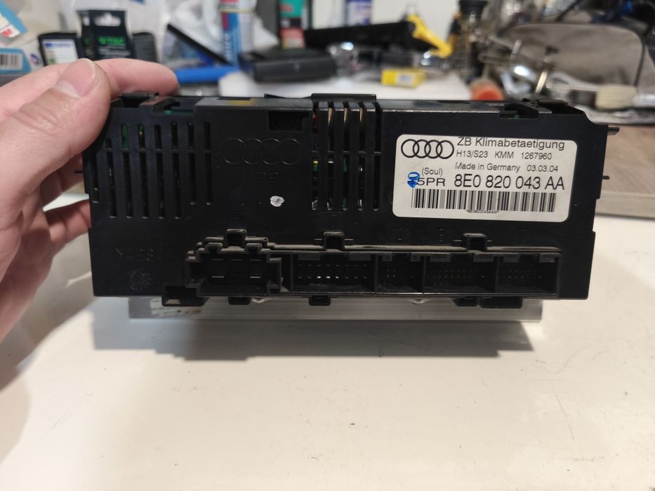 Касетофон за Ауди А4 Б6