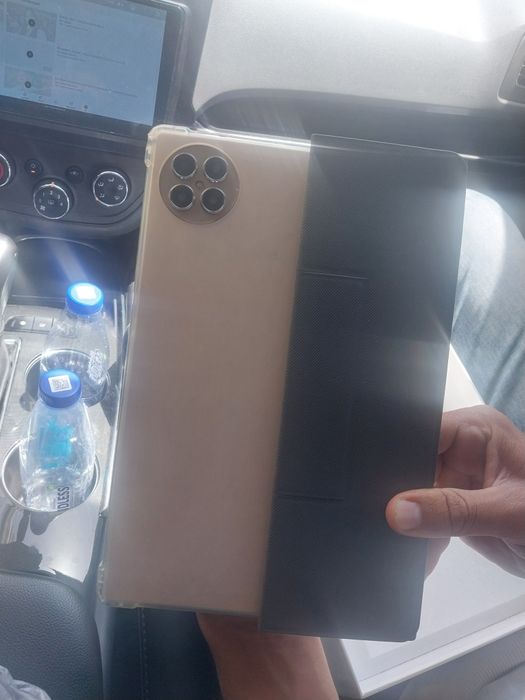 Assalom alaykum Planshet sotiladi