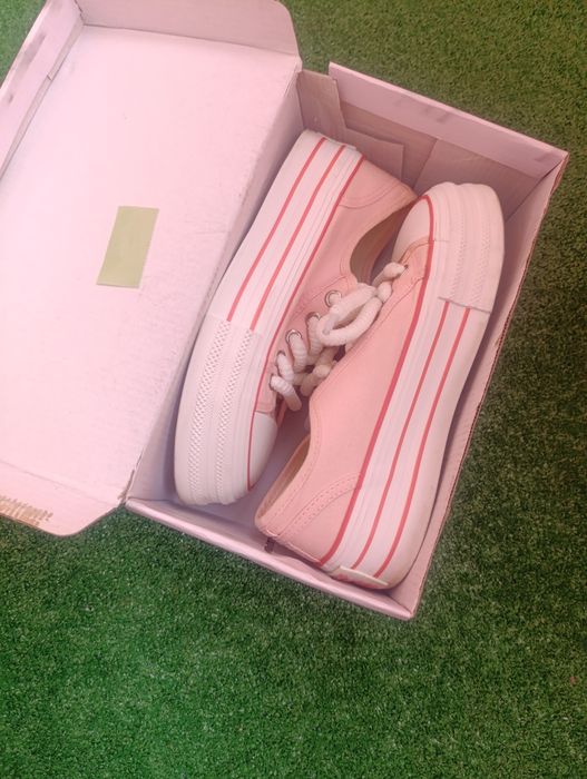 Стилни кецове 39