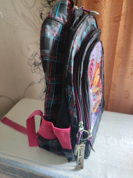 Продам школьный рюкзак