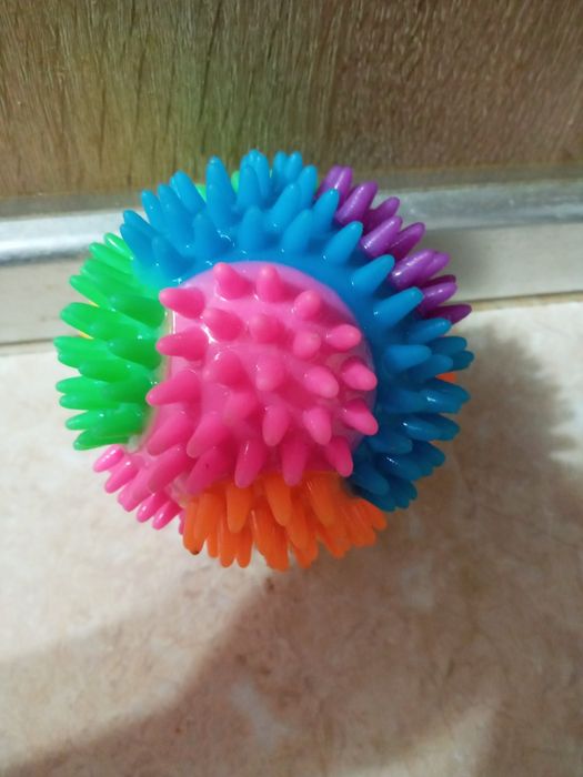 Мячик светящийся для питомца