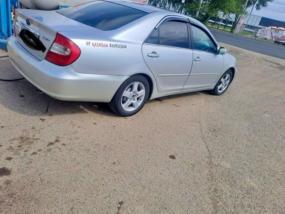 Продам машину Toyota camry