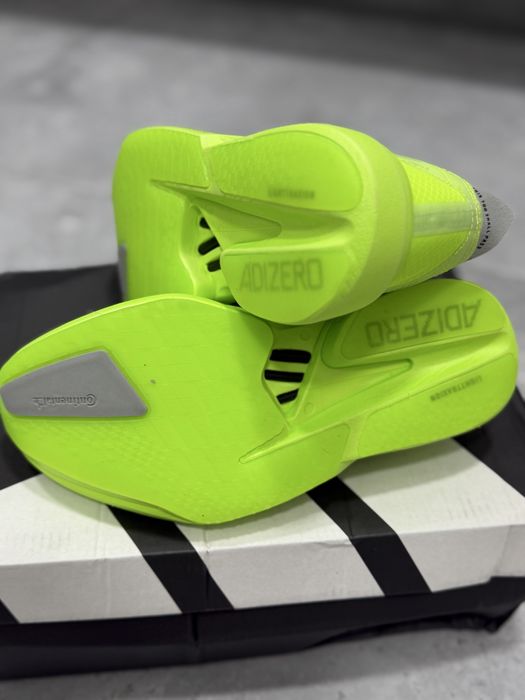 Продам кроссовки Adidas adios pro 4